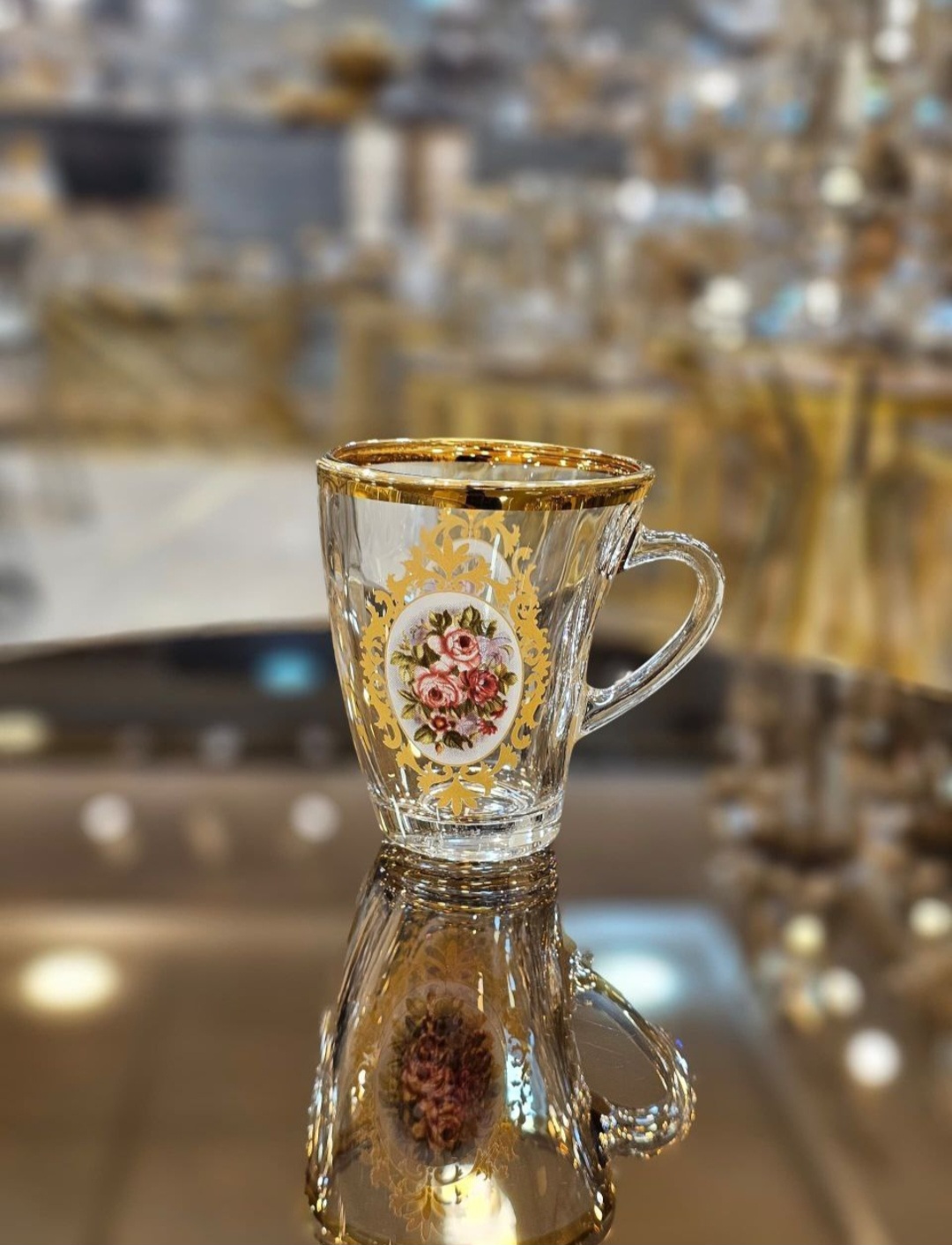 ماگ پنگوئن لب طلا گل رز